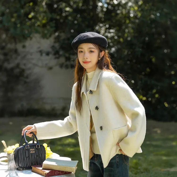 JODEBENFOT约蒂宾弗白色短款羊绒毛呢外套女韩系小众翻领呢子大衣