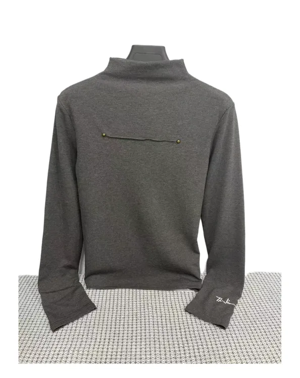 B 7685  纯色  袖口字母  折痕装饰  休闲  简约  T恤