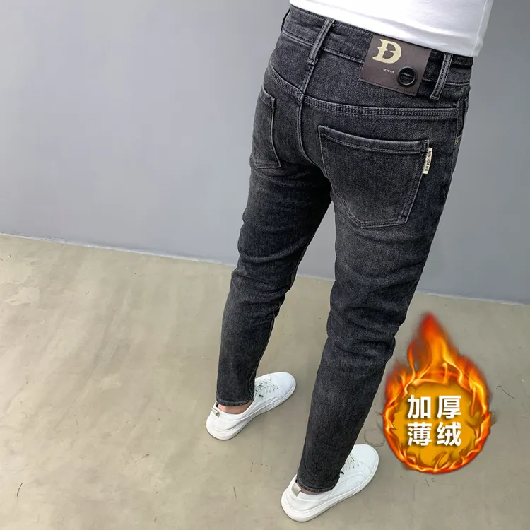 水洗黑色牛仔裤男秋冬新款九分时尚刺绣复古韩版修身弹力小脚长裤