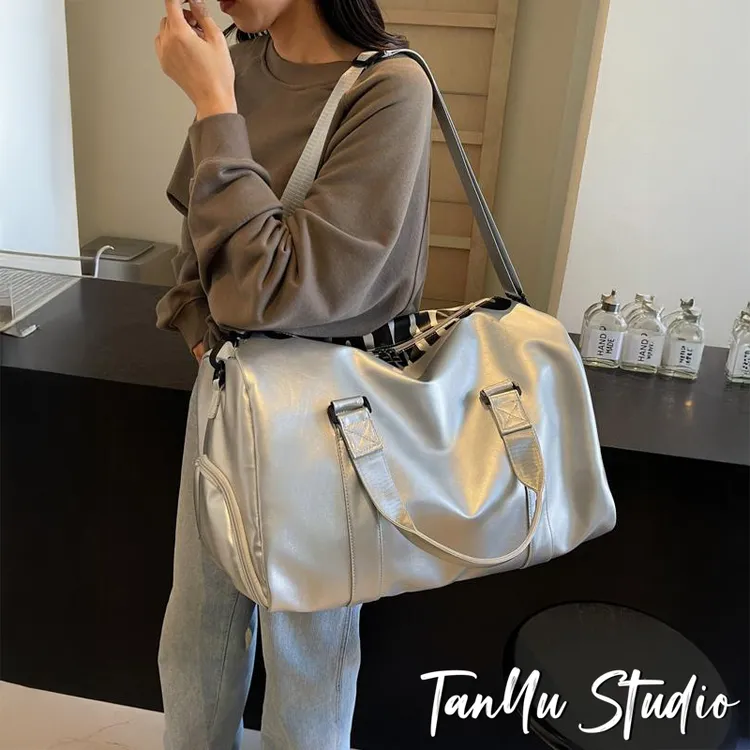 探屿游泳包高级感防水健身包手提轻便运动包大容量短途出差旅行包