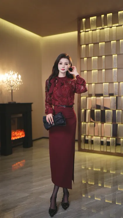 罗曼湾湾 显瘦气质长袖网红时尚红色修身复古时尚套装女