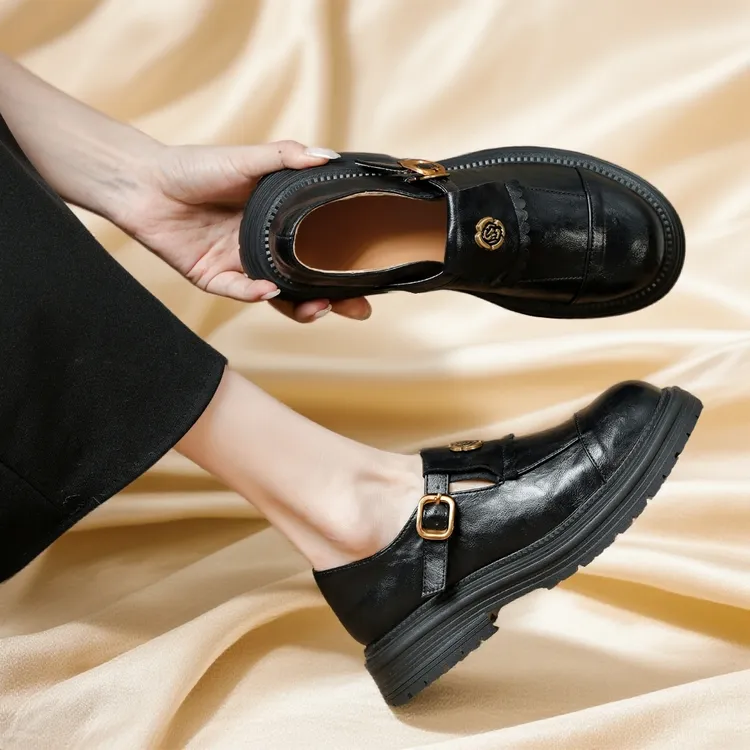 英伦风真皮女鞋春秋加绒山茶花黑色乐福鞋法式复古百搭厚底单鞋