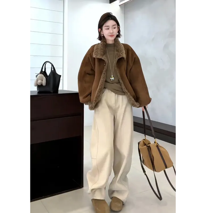 超火一整套2025秋冬新款时尚气质减龄上衣外套裤子两件套