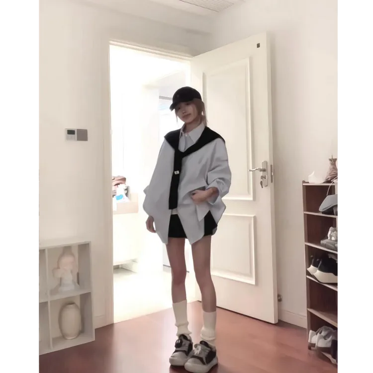 2025春季新款韩系带披肩衬衫宽松长袖设计感上衣搭高腰显瘦短裤女