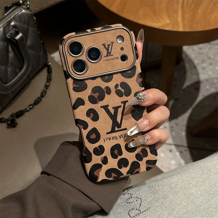 秒变17大镜头适用苹果17promax手机壳新款16豹纹15潮牌14女神13皮