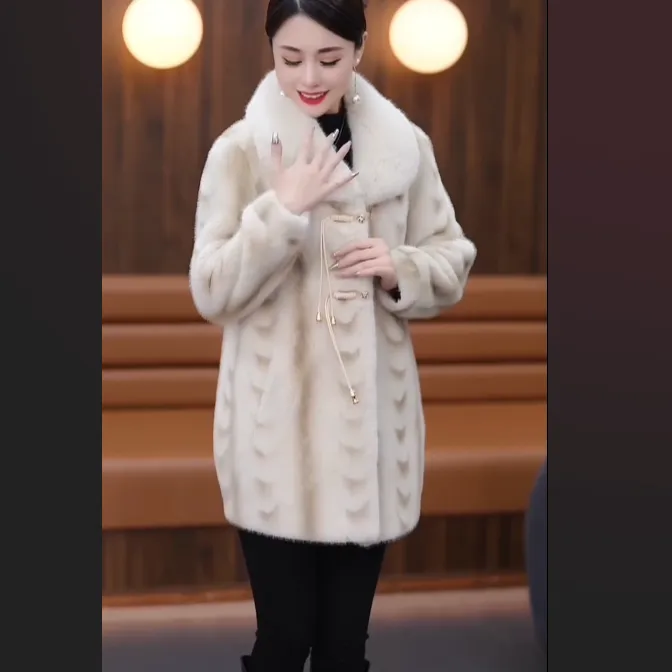 新中式妈妈装冬季皮毛一体水貂绒外套中年秋冬加厚国风保暖大衣50