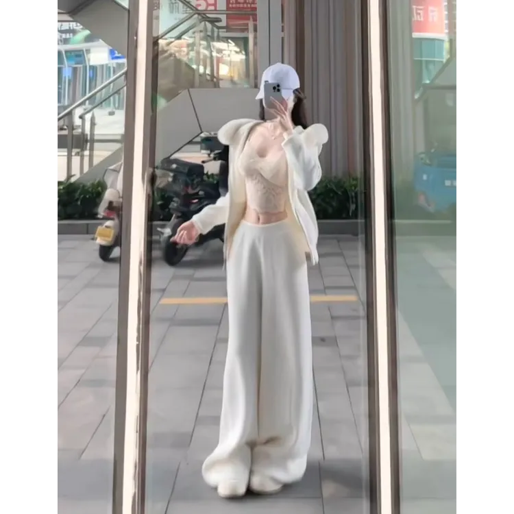 纯欲V领蕾丝吊带背心女戴帽毛绒温柔外套松弛感针织休闲裤三件套