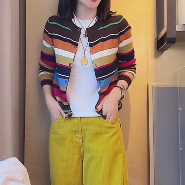 设计感单排扣撞色条纹彩虹毛衣外套女2025秋冬新款百搭针织开衫