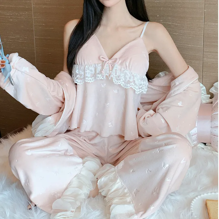 METINBARLEN密汀巴灵海岛绒睡衣三件套秋冬带胸垫吊带保暖家居服