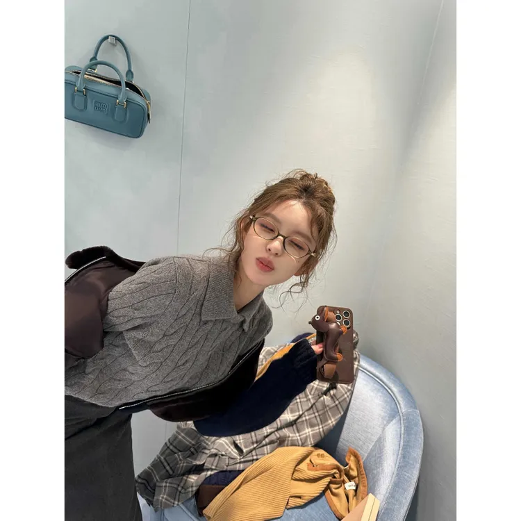 韩系灰色翻领麻花打底毛衣女秋冬季百搭内搭学院风小个子高领上衣