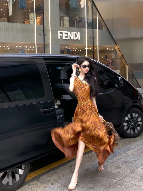 【雅乔定制】野心家 复古方格设计感斜肩连衣裙长裙DYYK-25052430