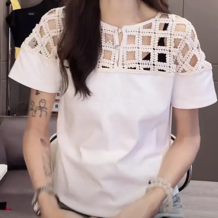 度假风设计款镂空拼接短袖T恤女2025年夏季新款修身显瘦百搭上衣