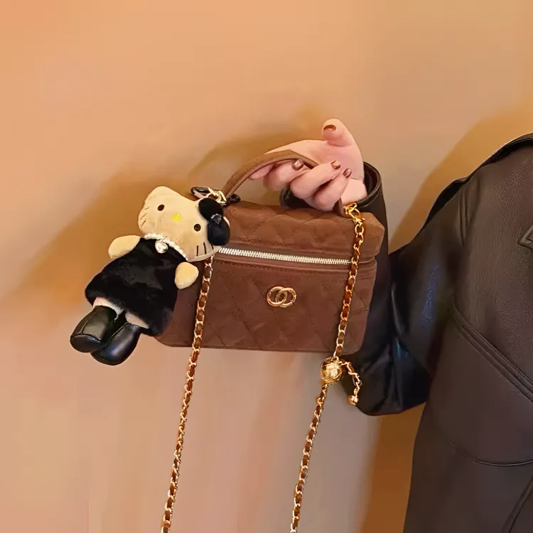 BIOSSANCE高品质磨砂菱格绣线精致手提盒子包链条百搭洋气斜跨包