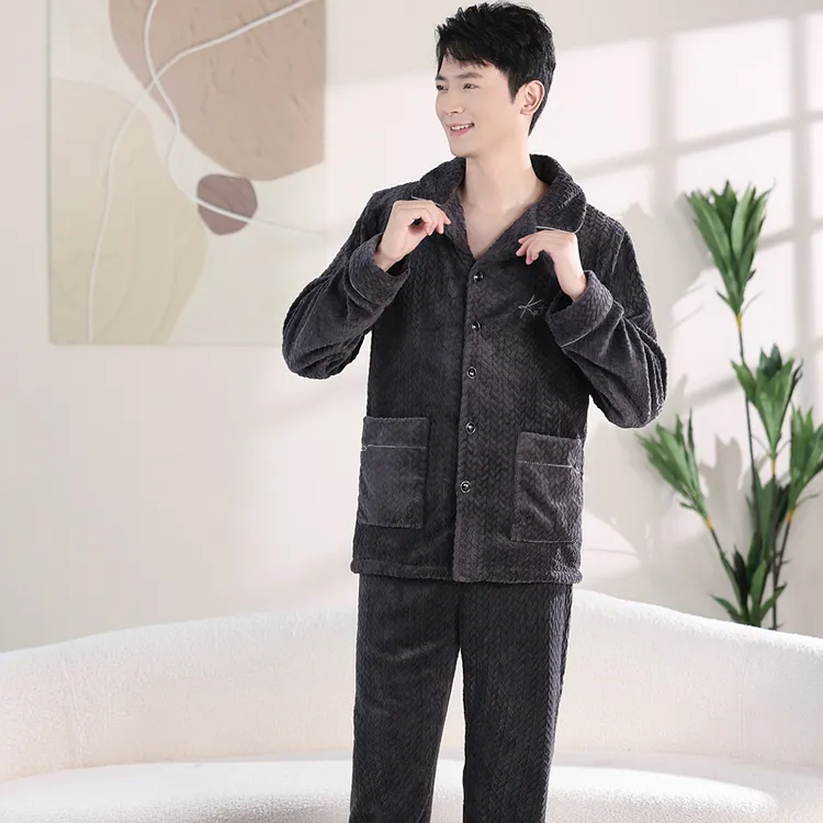 睡衣男秋冬加厚加绒法兰绒套装家居服纽扣大码保暖冬装