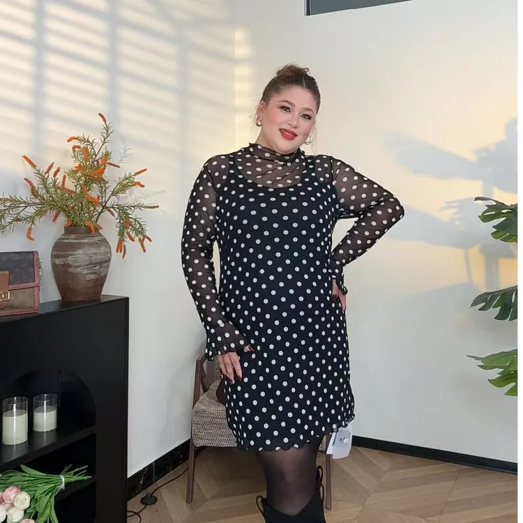 AHLIMA大码女装2025推荐款连衣裙黑色百搭短裙圆领休闲长袖挂脖款