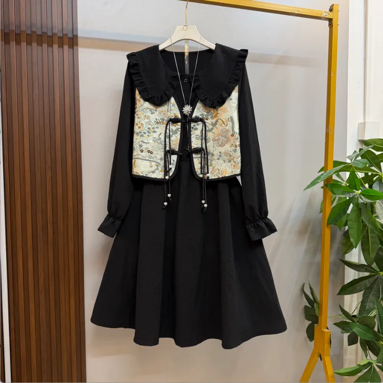 早秋新款微胖时尚洋气新中式复古风马甲十连衣裙两件套