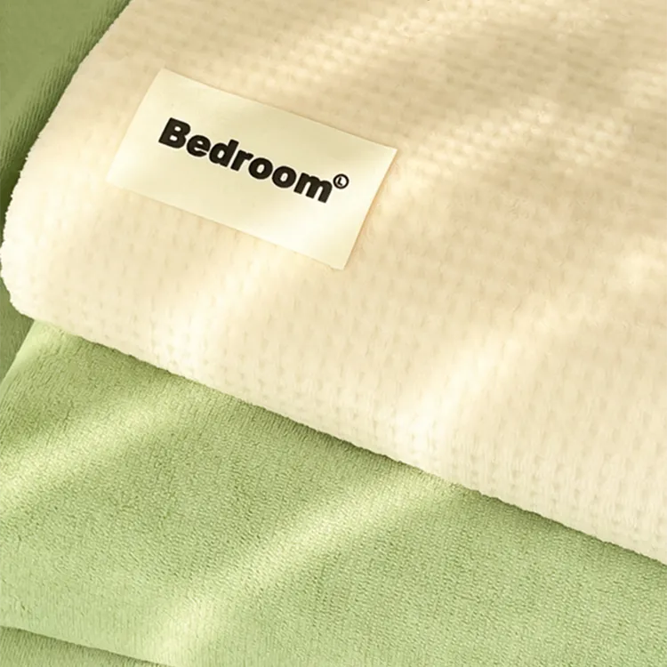 牛奶绒毛毯床单绒毯冬加厚盖毯珊瑚绒沙发毯办公室午睡毯