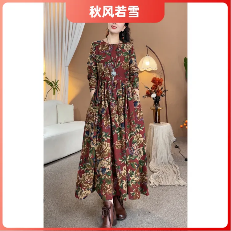 llll文艺复古连衣裙女2025秋季新品气质收腰大摆显瘦大码碎花长l