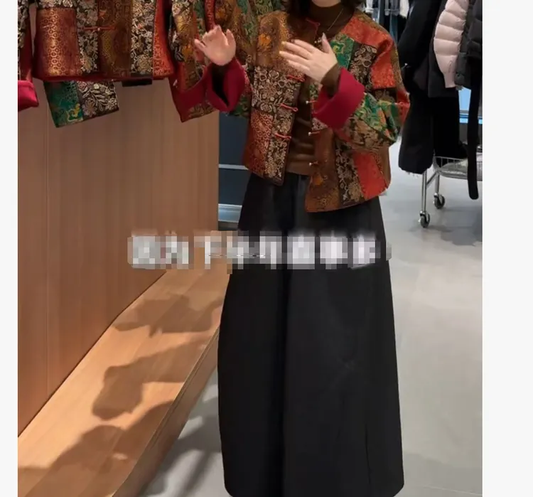 时尚潮流百搭精品女装dgd8137