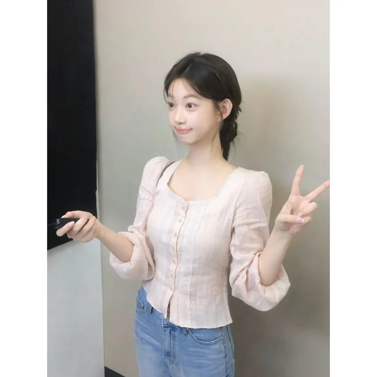 韩系温柔风粉色方领长袖衬衫女2025秋季新款甜美减龄修身短款上衣