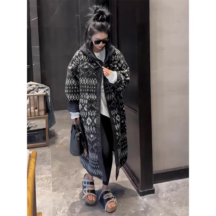 欧洲站2025冬季新款慵懒风百搭宽松过膝中长款连帽针织棉服外套潮