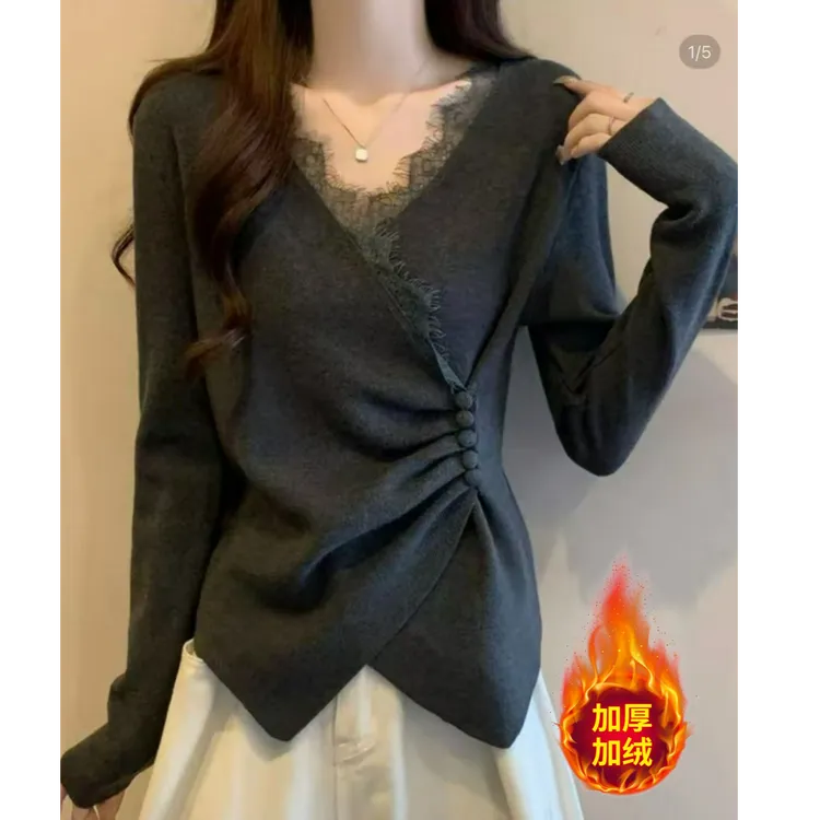 2025新款秋冬大码女装显瘦遮肉设计感V领蕾丝拼接打底慵懒感上衣