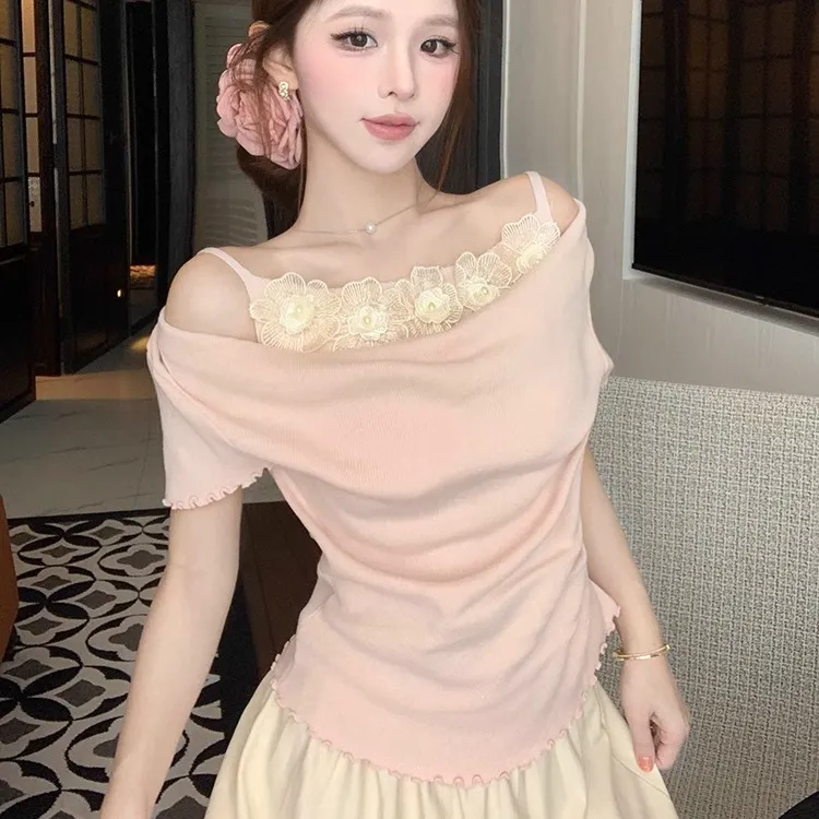 温柔风花朵假两件露肩纯欲针织衫女新款修身小衫别致气质上衣chic