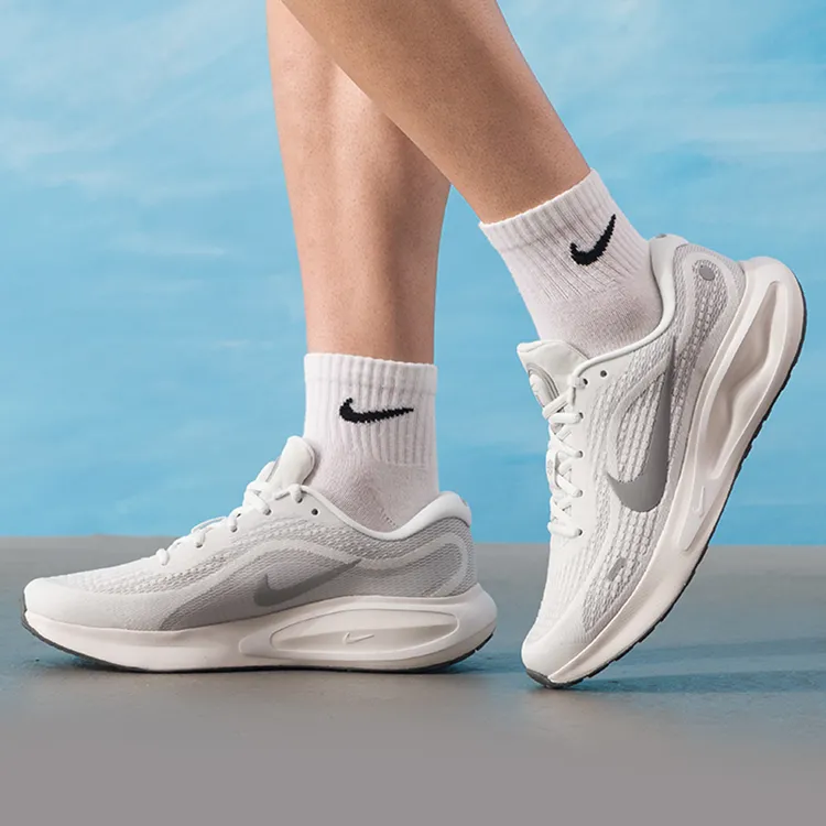 NIKE/耐克跑者美学男鞋2025新款JOURNEY RUN运动休闲跑步鞋FN0228