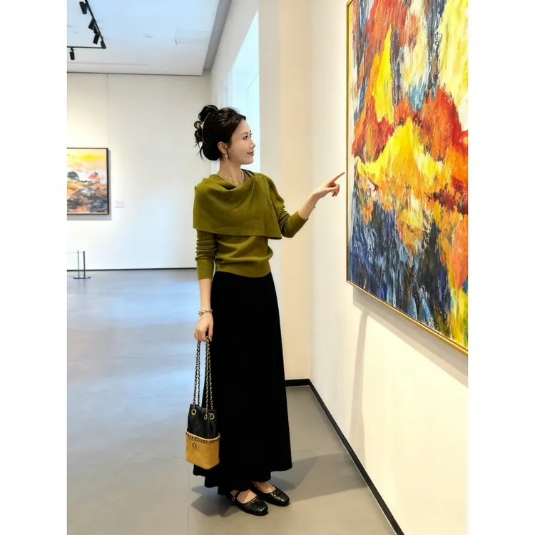 2025早秋新款穿搭一整套绿色上衣休闲小个子韩系裙子两件套装女装