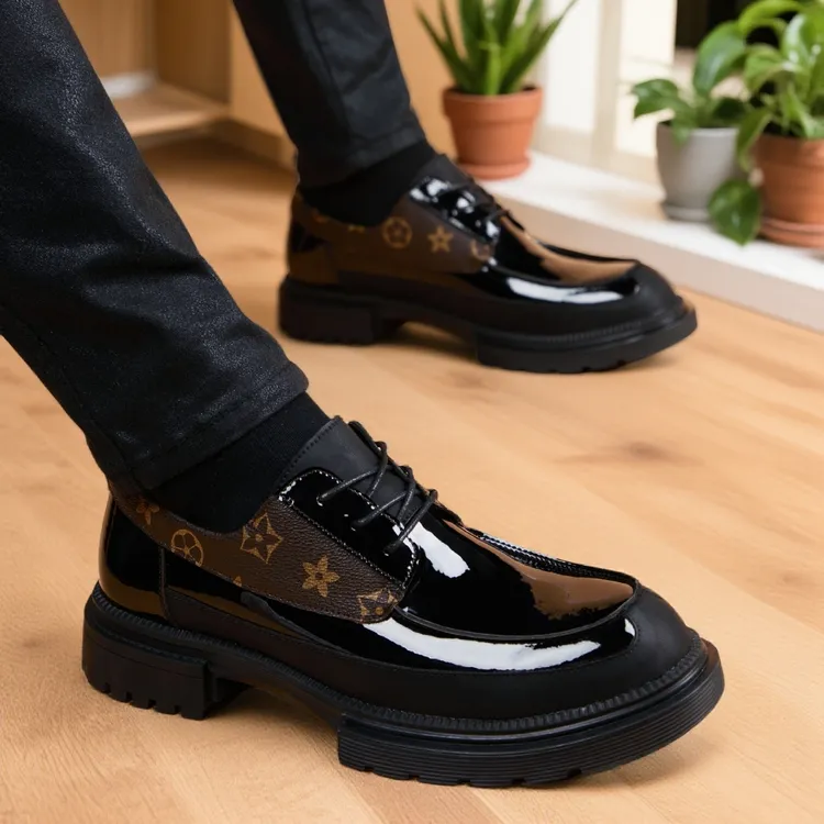 新款圆头皮鞋男商务休闲潮流内增高亮面皮鞋透气厚底英伦风男婚鞋