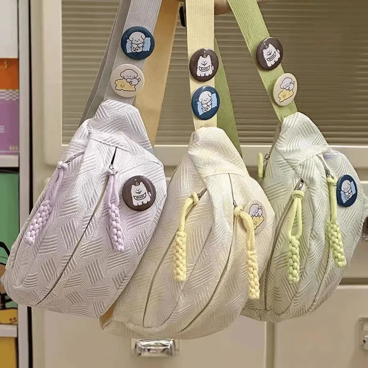 【带3个勋章】彩色潮搭休闲ins斜挎腰包胸包轻便拉链