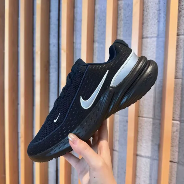 NIKE耐克男子NIKE UPLIFT SC SE休闲鞋IM7023-400