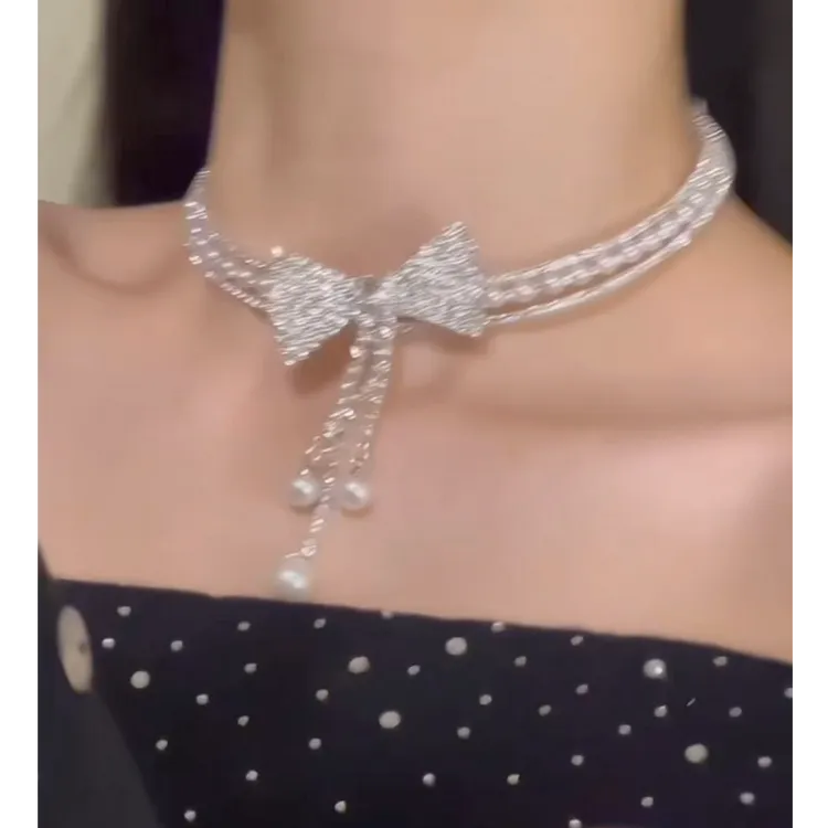 合金仿珍珠项链 满钻轻奢闪锆蝴蝶结珍珠锁骨链晚宴礼服choker仙
