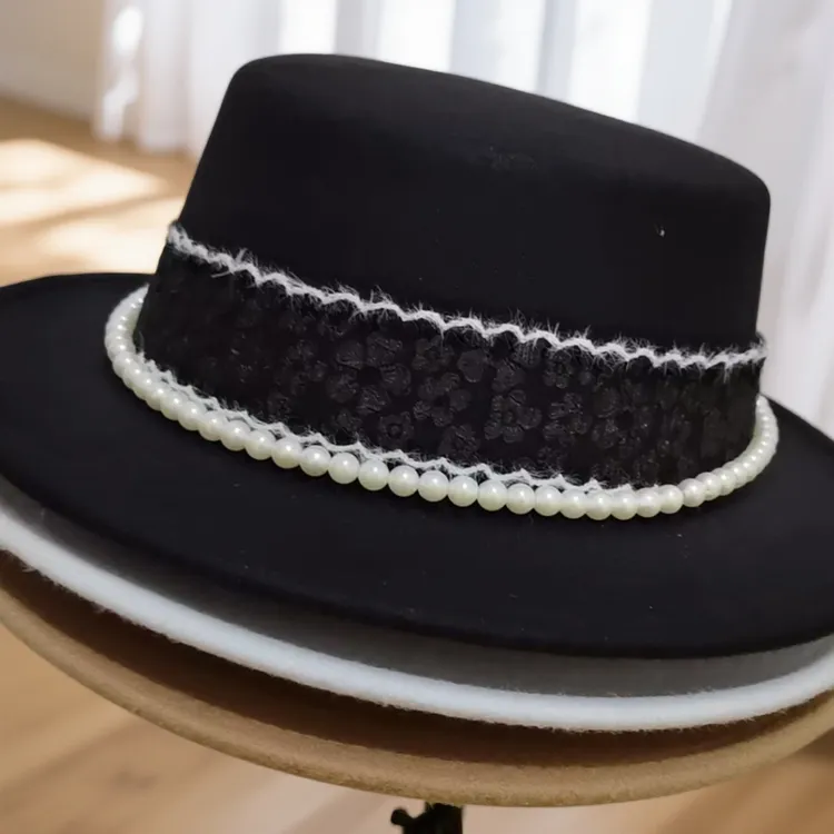 法式赫本风礼帽女名媛珍珠链条时尚高级感平顶帽英伦复古帽子自营