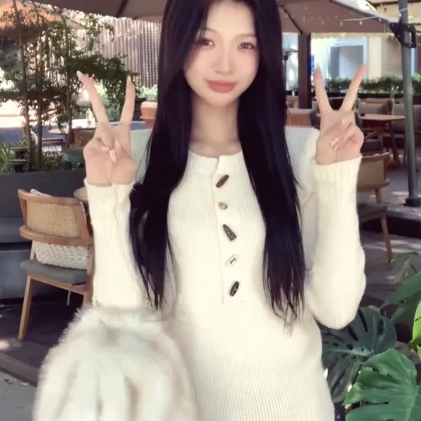 韩系牛角扣亨利领毛衣女秋冬内搭针织打底衫修身显瘦百搭长袖上