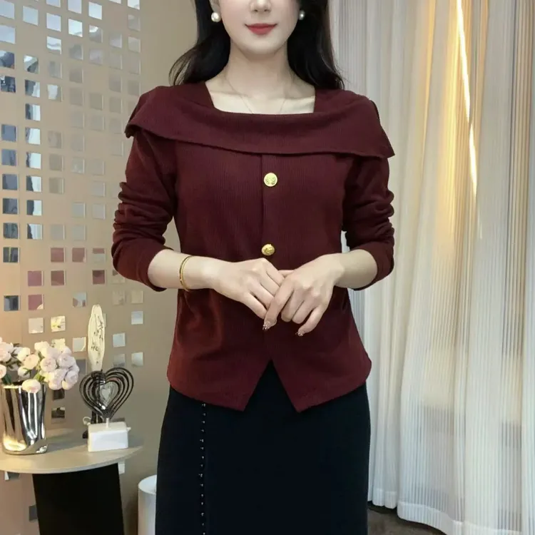 春季心里U型领时尚纯色设计法式显瘦百搭气质减龄洋气韩版打底衫