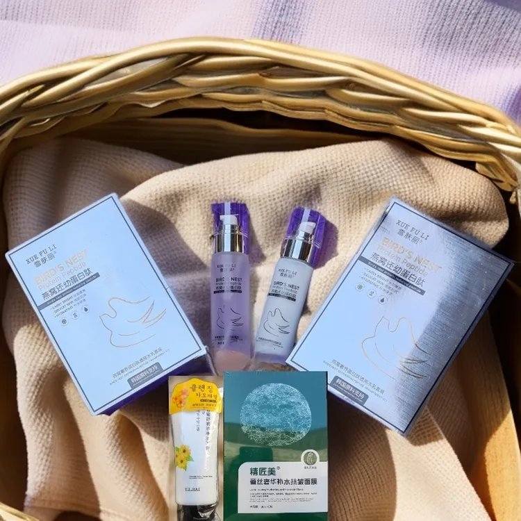 雪肤丽燕窝奢养蛋白肽透亮水乳套装