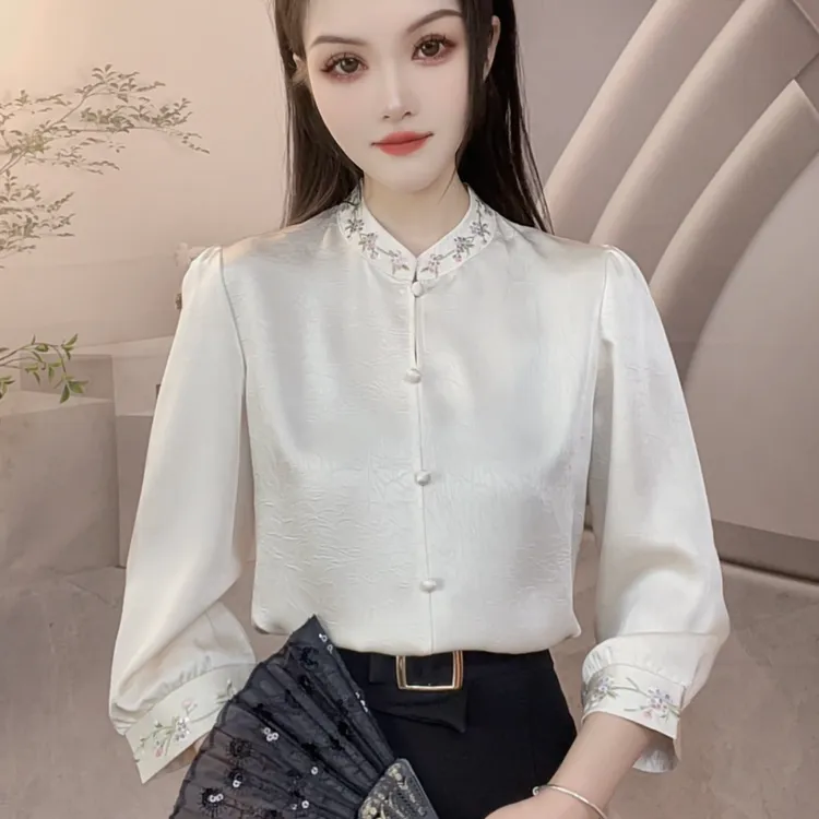 重工刺绣新中式国风衬衫2025新款七分袖小衫立领提花设计感衬衣秋