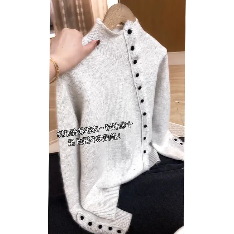 秋冬新款半高领斜边设计感针织衫女时尚气质百搭毛衣女装