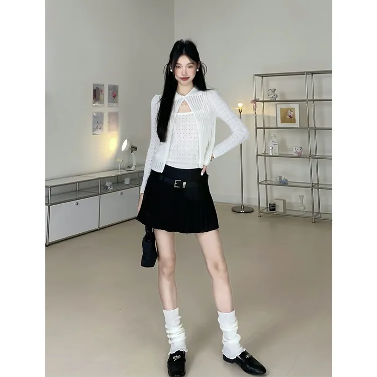 2025秋季新款韩系穿搭翻领针织开衫修身吊带背心高腰显瘦半身裙