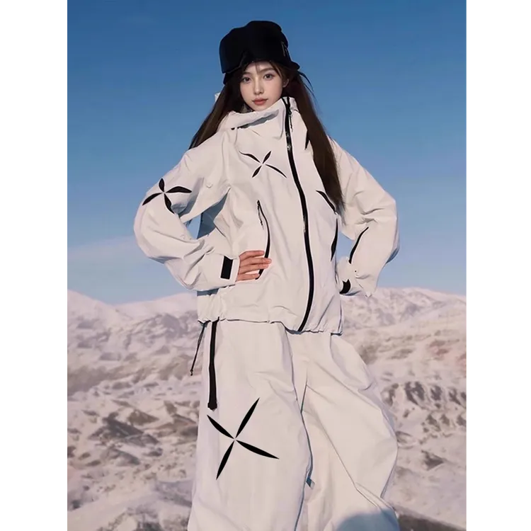 临典白色滑雪服套装女2025冬季新款户外防风防水加厚保暖单板雪服