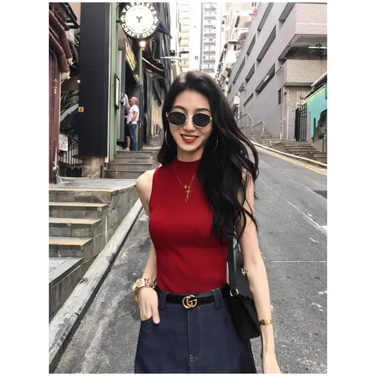 法式别致红色半高领冰丝针织吊带背心女夏季外穿修身短款无袖上衣