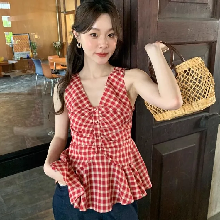 【全额运补】法式V领红色格子背心女夏天别致褶皱小衫设计感上衣