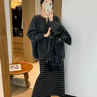  2025秋冬新复古条纹新款高腰v领长袖针织休闲上衣+半身裙45936