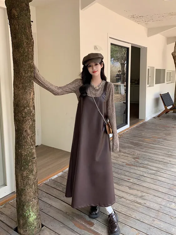 无袖长裙皮吊带连衣裙秋冬宽松时尚复古显瘦气质