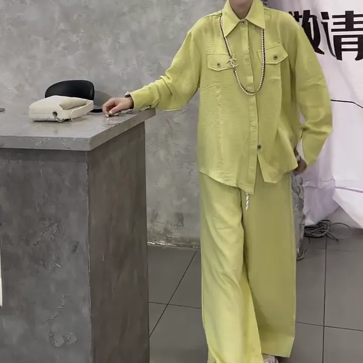 2025夏季新款时尚显瘦气质女士网红休闲洋气两件套百搭款D6156