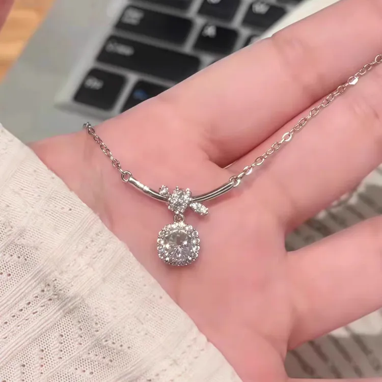 钛钢项链 满钻方形绳结项链女高级感精致轻奢不掉色ins小众锁骨链