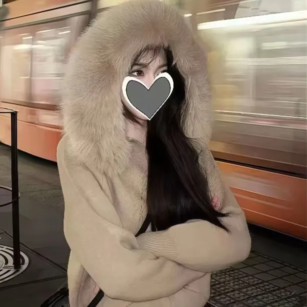 韩系气质毛领连帽毛衣外套女秋冬新款高级感时尚慵懒针织开衫上衣