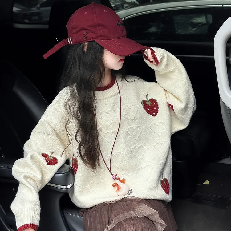 女童秋冬毛衣套头草莓针织衫2025新款中大童圆领百搭毛线衣可爱潮