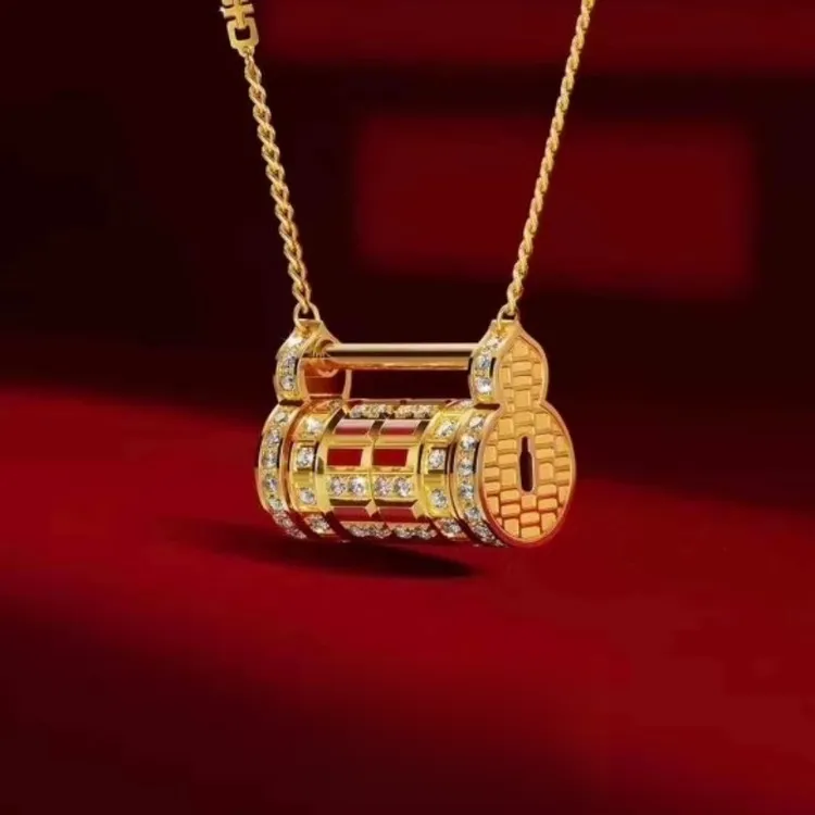 铜合金项链 金色平安锁项链女轻奢小众设计高级锁骨链新款送女友